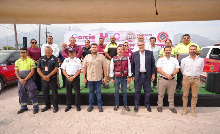 Refrenda Municipio de García apoyo con Bomberos Nuevo León