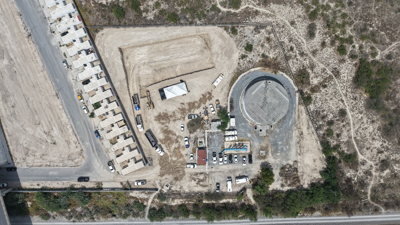 García e IP hacen sinergia y aseguran agua para 12,500 familias con megatanque