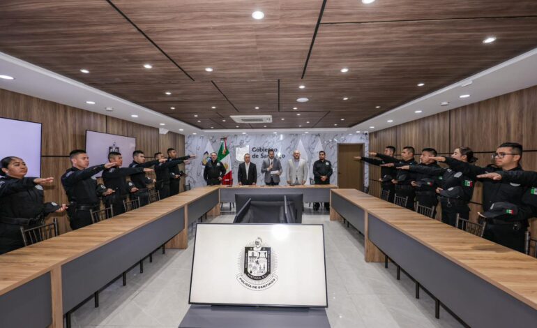 Santiago incorpora 12 nuevos oficiales a la seguridad del municipio
