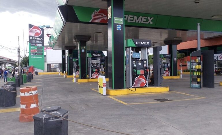 Promete Sheinbaum resolver desabasto de gasolina