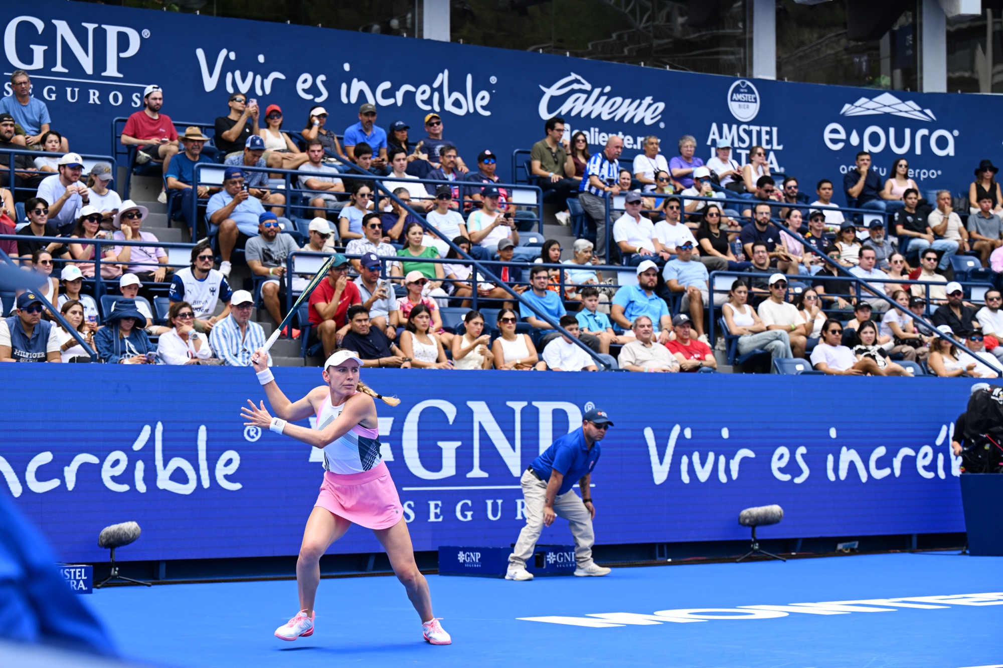 Shnaider y Alexandrova se enfrentan en la final del Abierto GNP Seguros