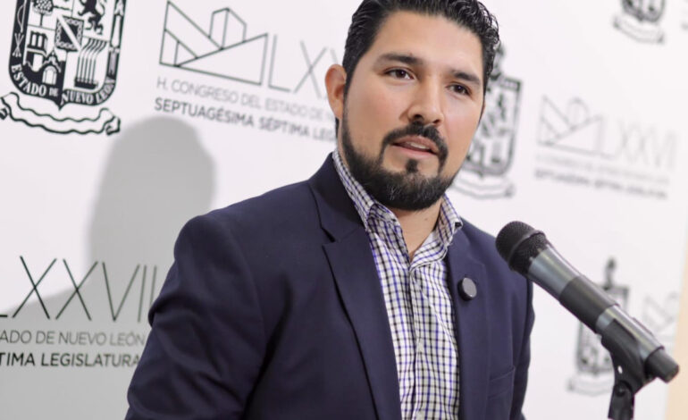 Propone Fernando Aguirre ampliar incentivos a empresas que involucren jóvenes en servicio social