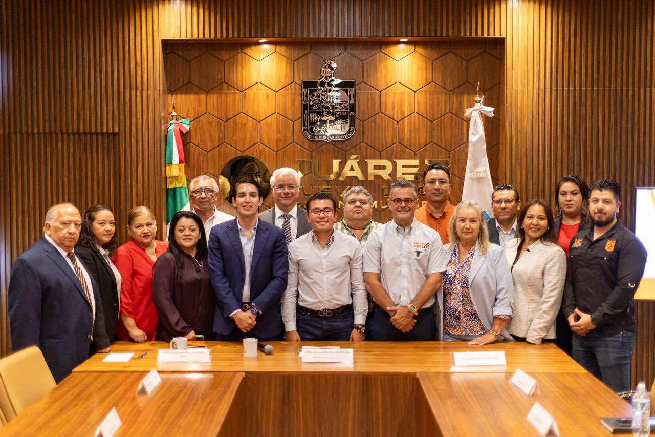 Juárez impulsa educación dual y servicio social