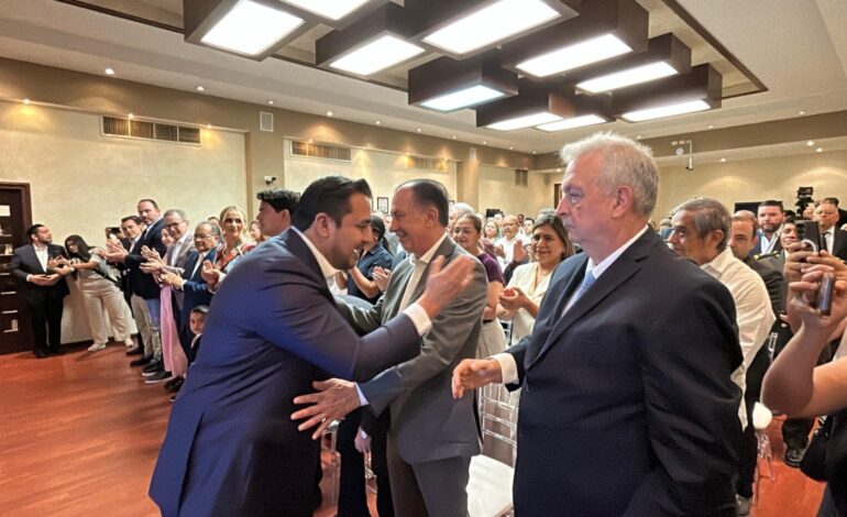 Rinde Nava cuarto informe de gobierno, va por más unidades de Santa Bus y Bienestar para santacatarinenses