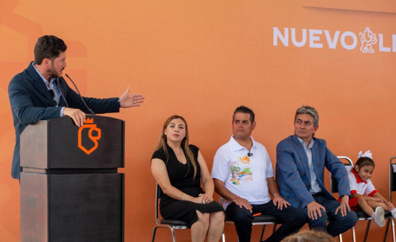 Inauguran Samuel y Mariana nuevo modelo de kínder en Juárez