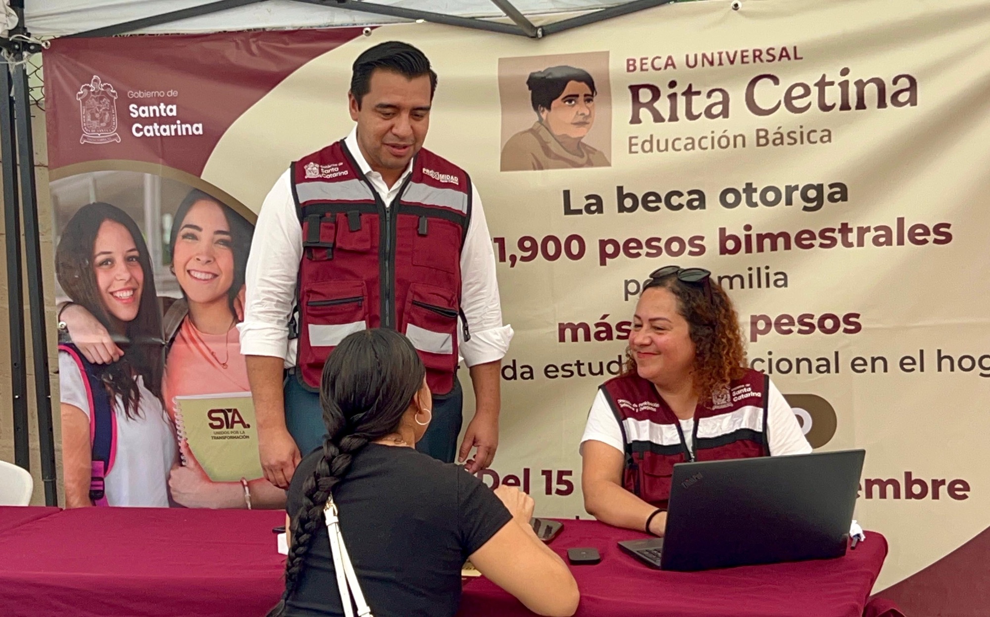 Impulsa Nava beca bienestar para estudiantes