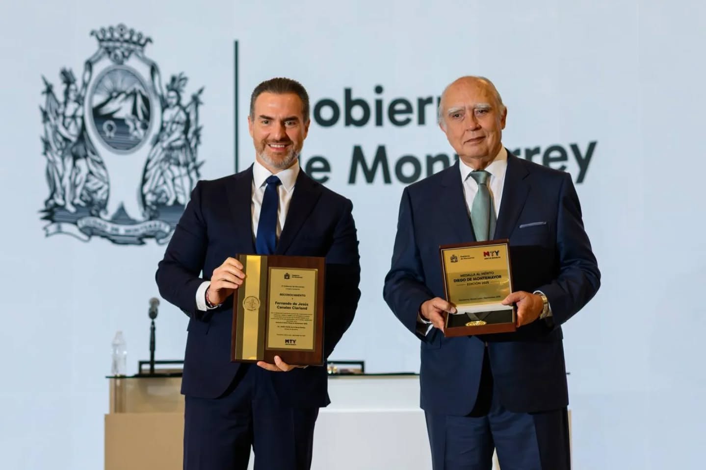 Distingue Monterrey a Fernando Canales Clariond con la Medalla al Mérito Diego de Montemayor 2025