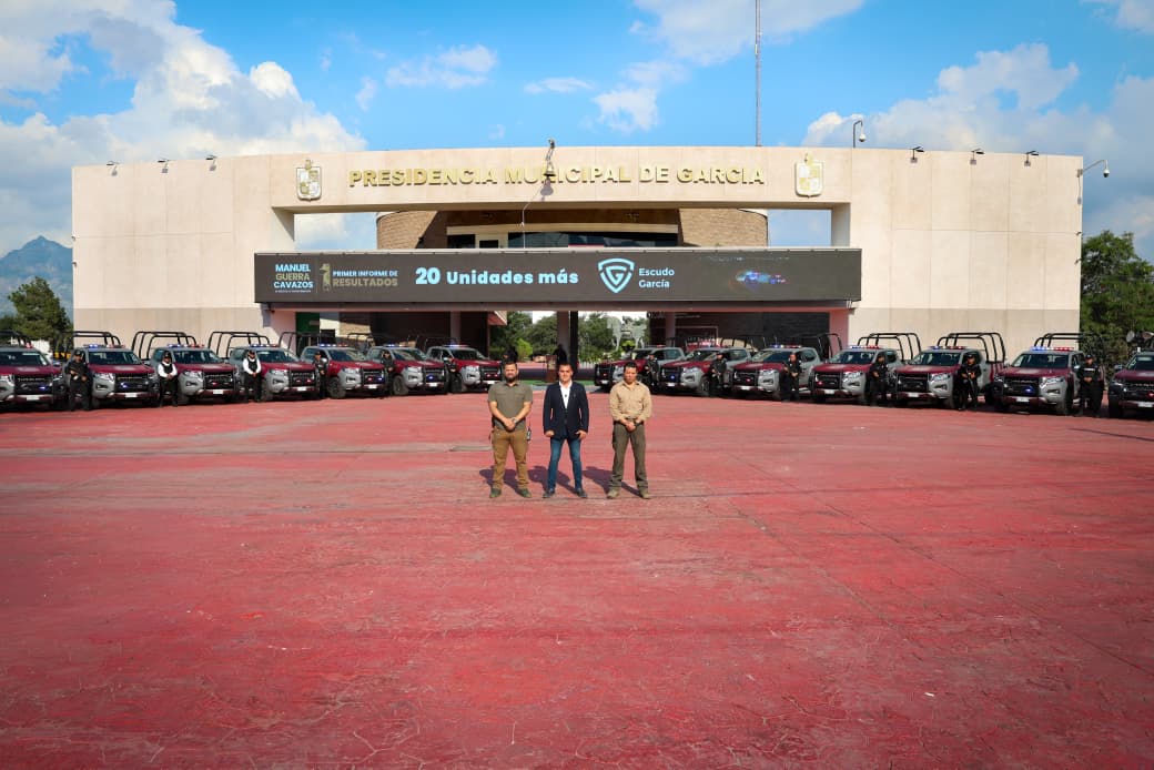 Refuerzan la seguridad en García con la entrega de 20 nuevas patrullas