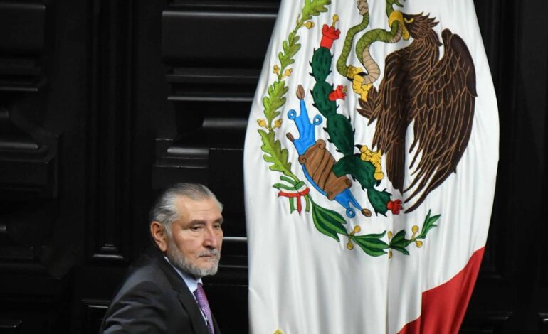 Presentan en Congreso de la Unión solicitud de juicio político contra el Senador Adán Augusto