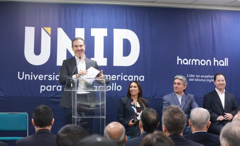 Inaugura Adrián de la Garza nuevo Campus de la UNID en Monterrey