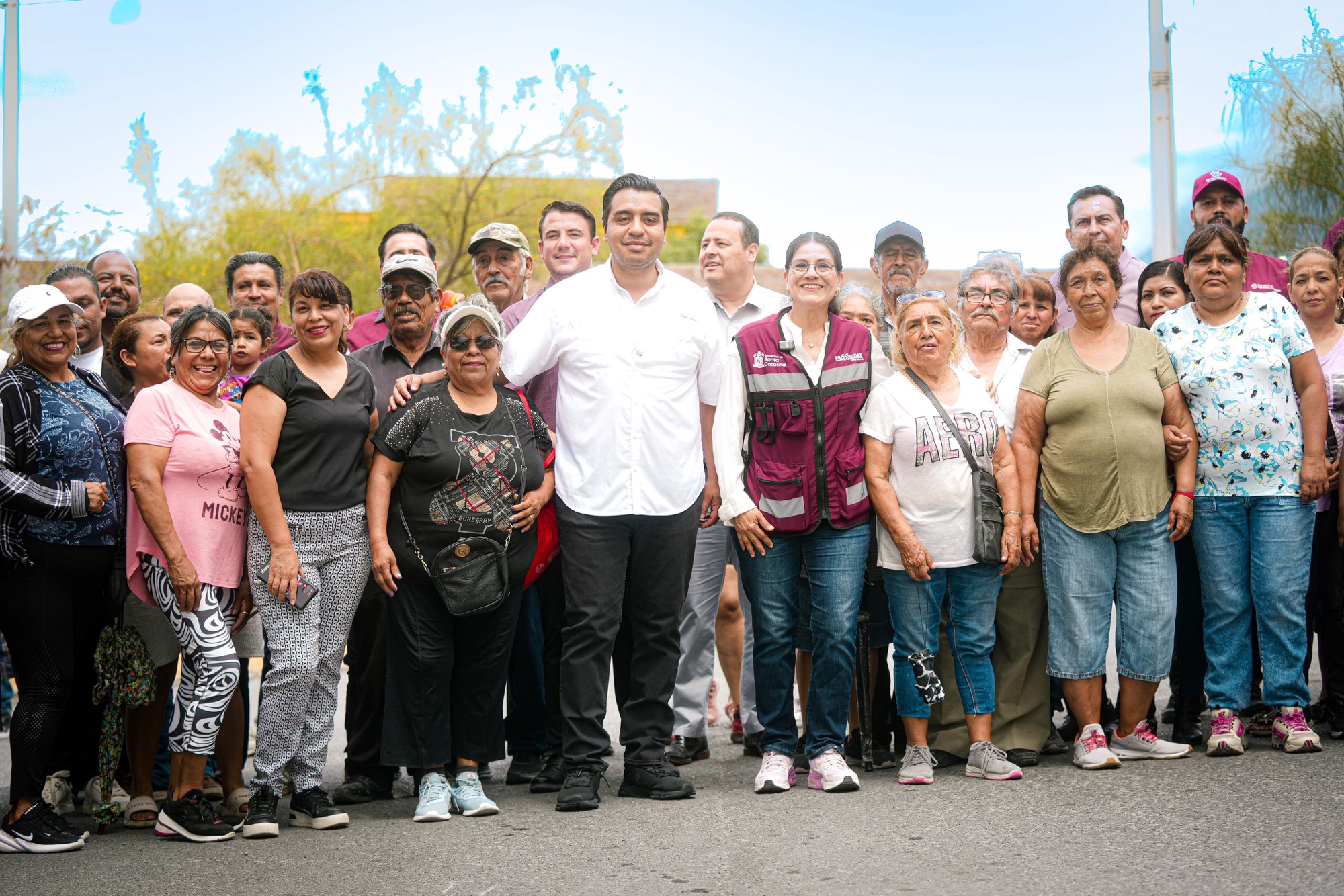 Lleva Nava informe a colonias