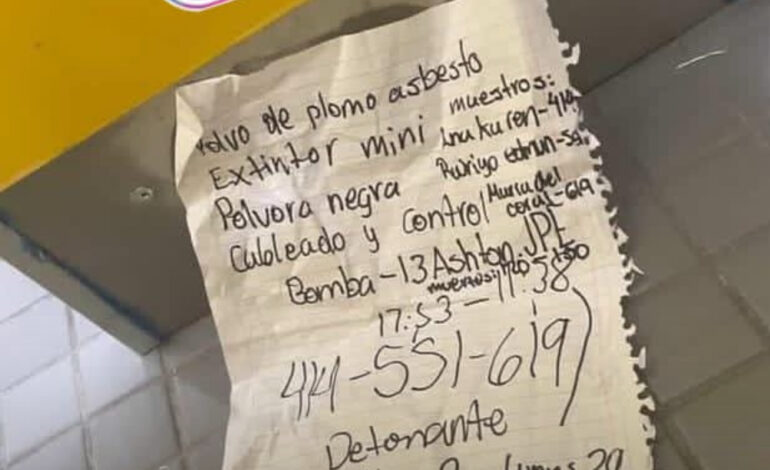 Desalojan la Prepa 8 por amenaza escrita de bomba