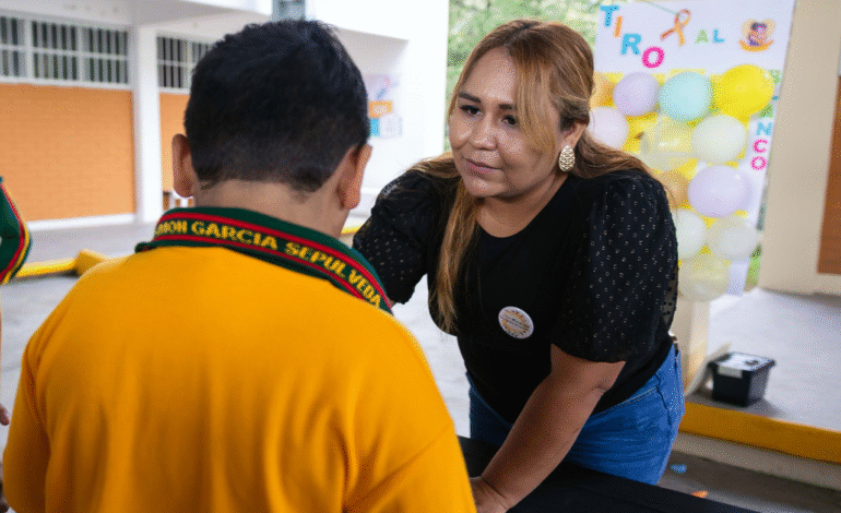 Impulsan acciones para la prevención del suicidio en la comunidad escolar