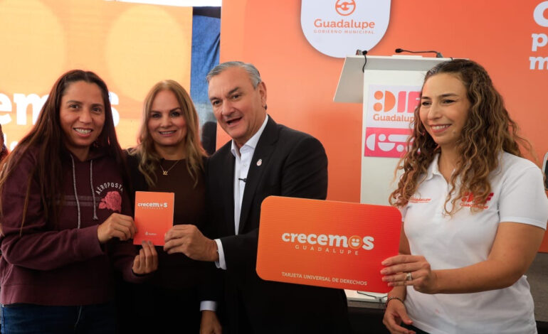 Presenta Guadalupe tarjeta universal en apoyo a familias 