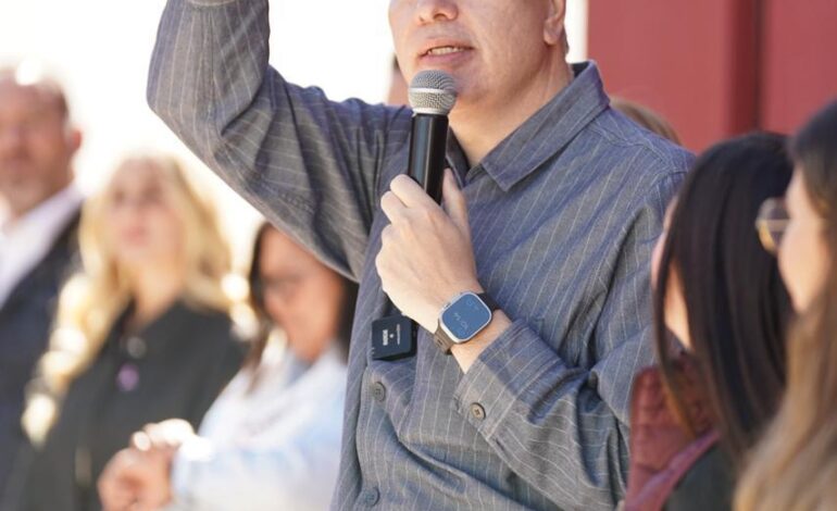 Waldo Fernández acompaña inauguración del Centro Libre en Nuevo León