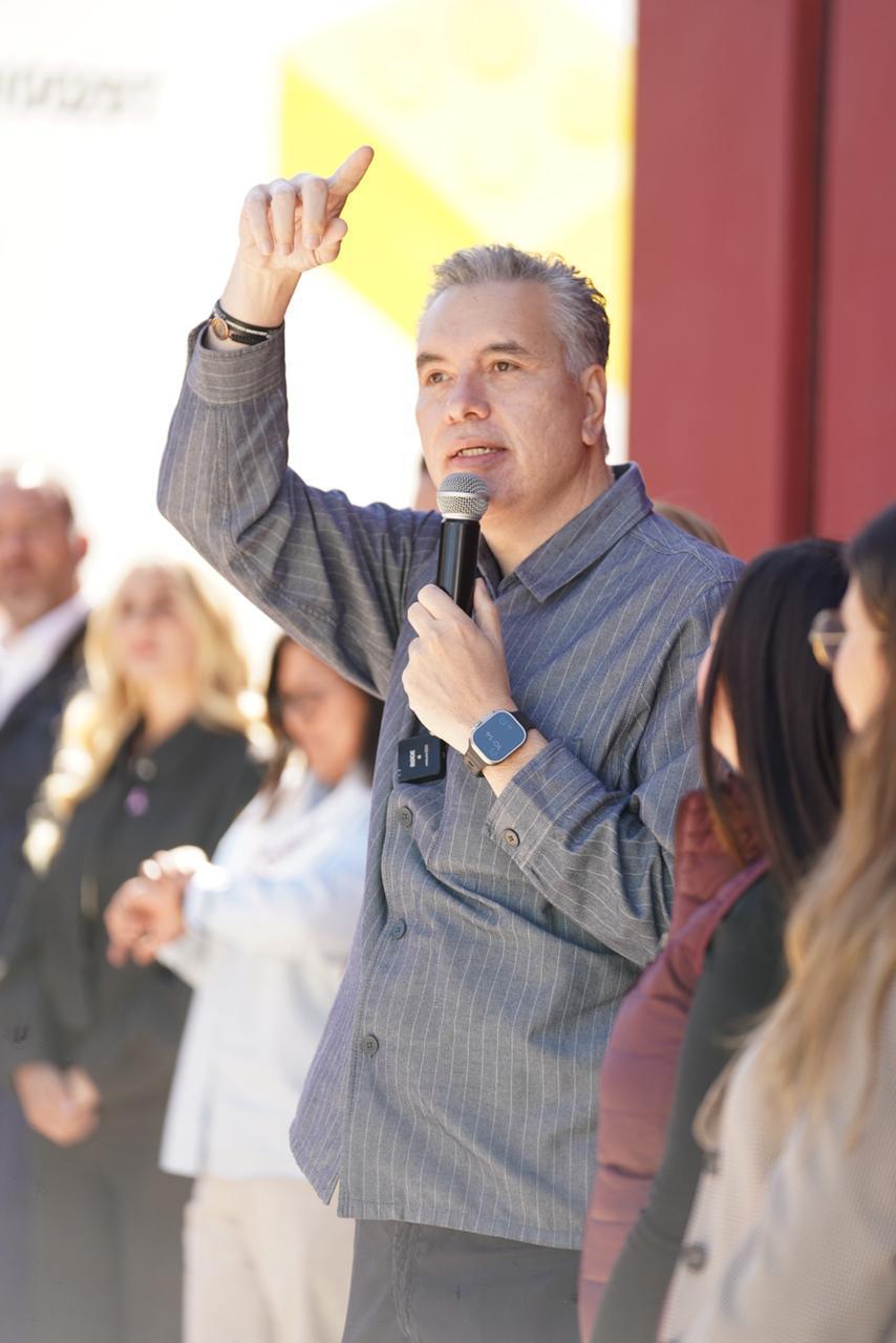 Waldo Fernández acompaña inauguración del Centro Libre en Nuevo León