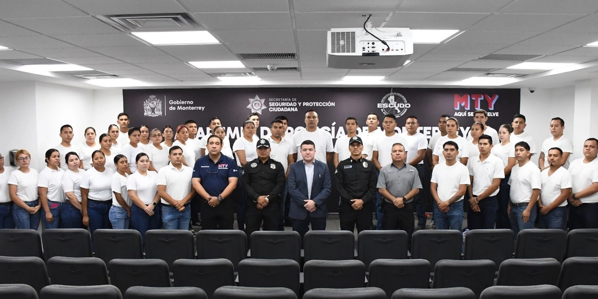 Suman 300 cadetes en la Academia de Policía de Monterrey