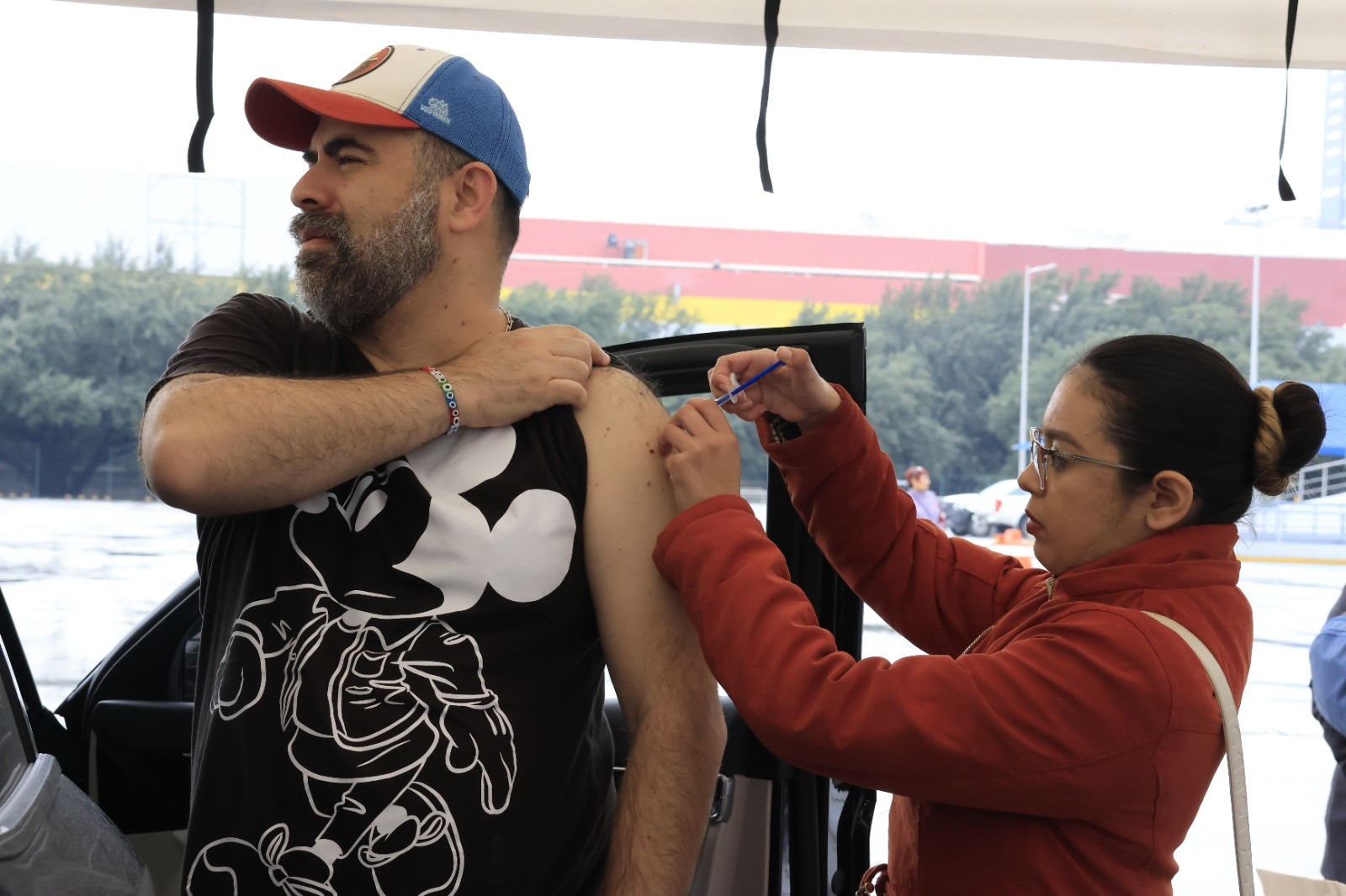 Ofrece Monterrey vacunación invernal y esquemas faltantes