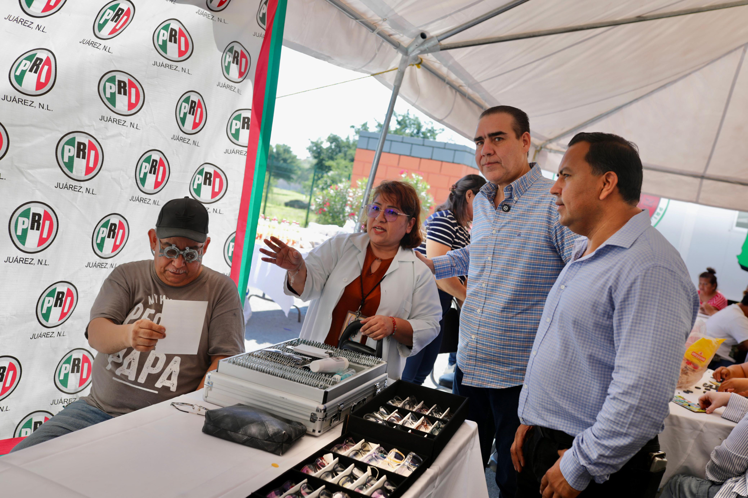 Lleva Heriberto Treviño brigada médica a Juárez