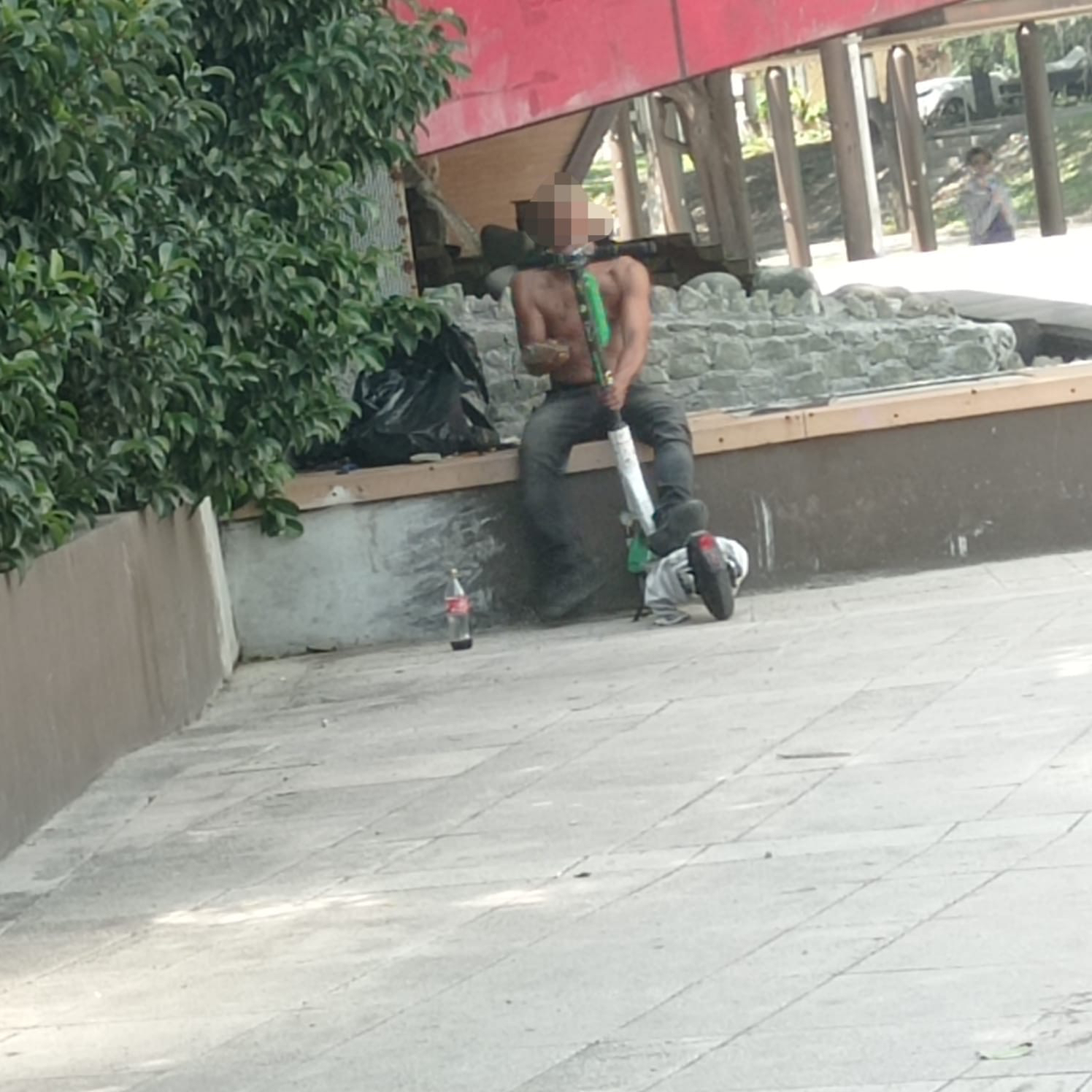 Robó un scooter del programa de Movilidad del Municipio ¡y quería venderlo en el fierro!