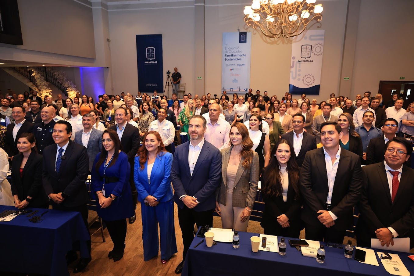 Comparte Monterrey su modelo de bienestar familiar en encuentro nacional