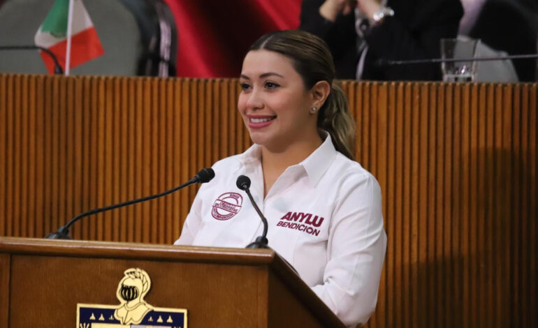 Anylú Bendición solicita recursos para construir un Hospital Universitario en Escobedo