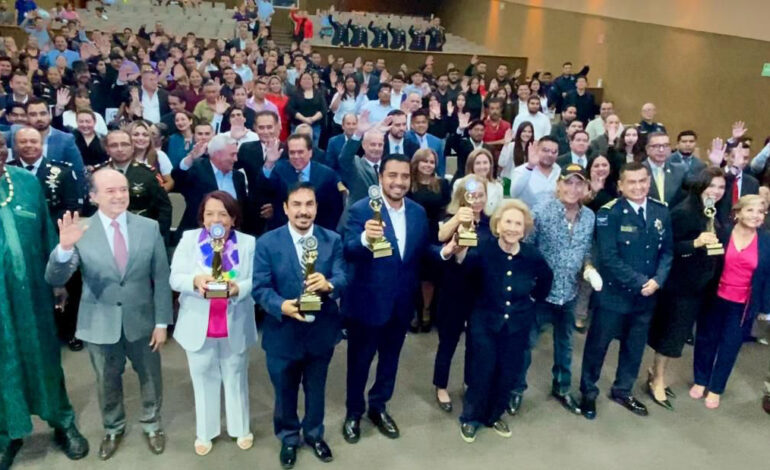 Recibe Nava reconocimiento por contribución en materia de seguridad