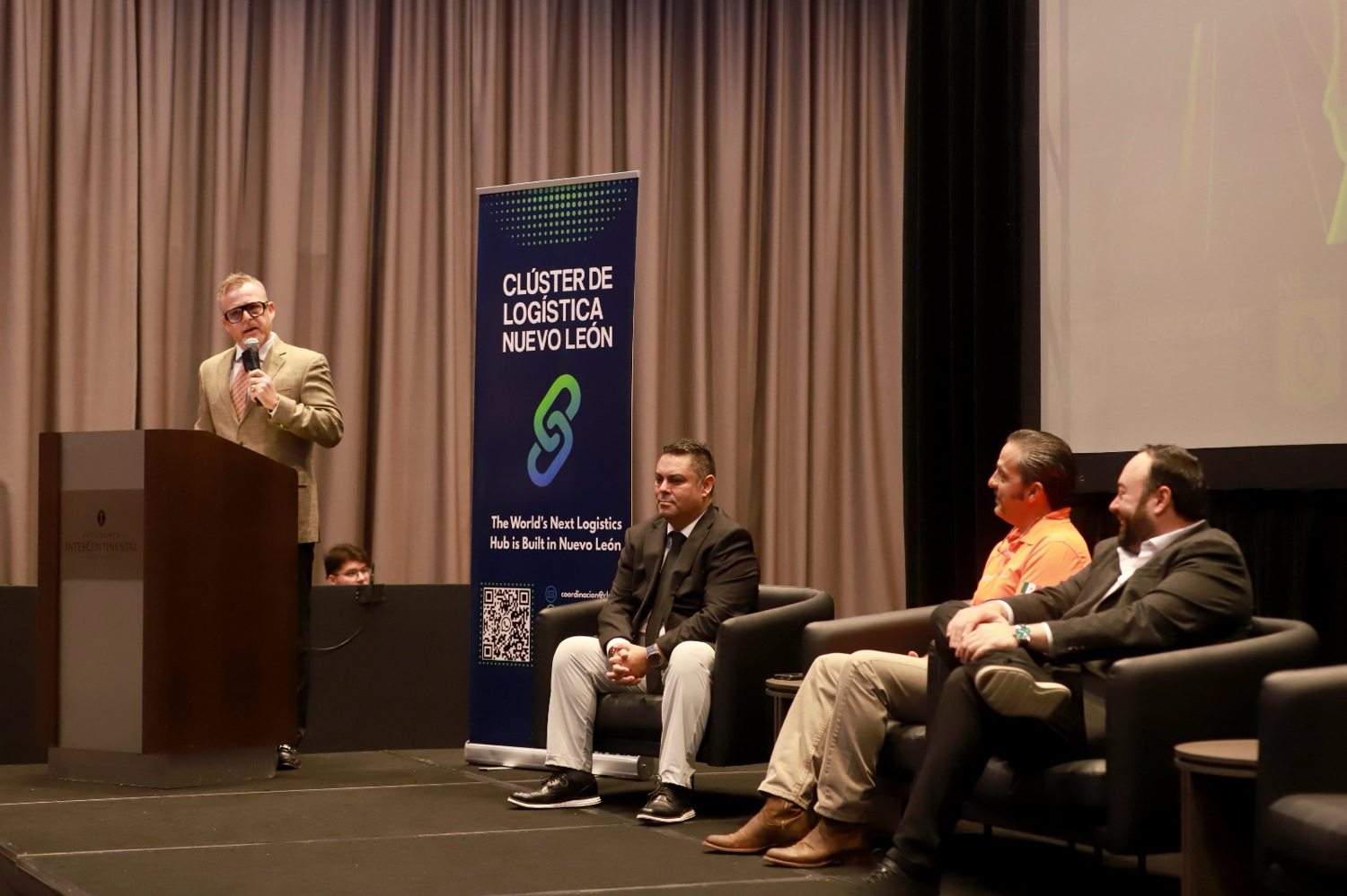 Signan convenio para turismo médico y logística en el Puente Colombia