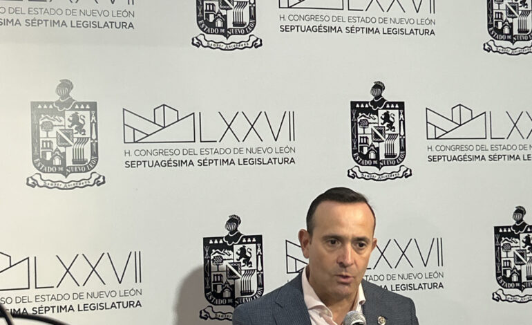 Que se detengan las obras del metro hasta que se haga un peritaje, exige De la Fuente