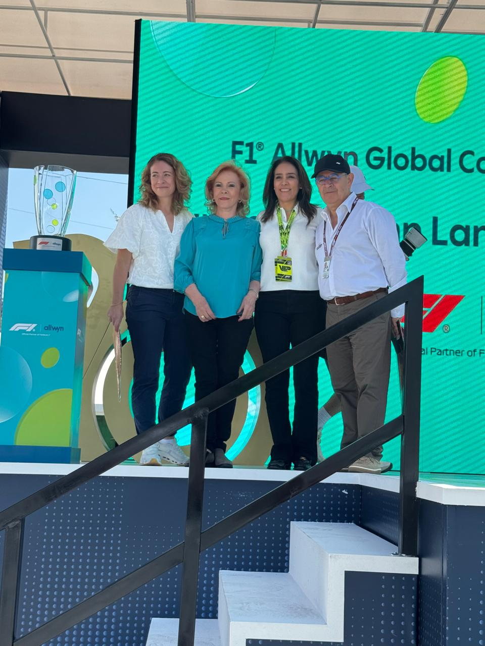 Organización dedicada al Síndrome de Down gana el premio F1® Allwyn Global Community Award en el Gran Premio de México
