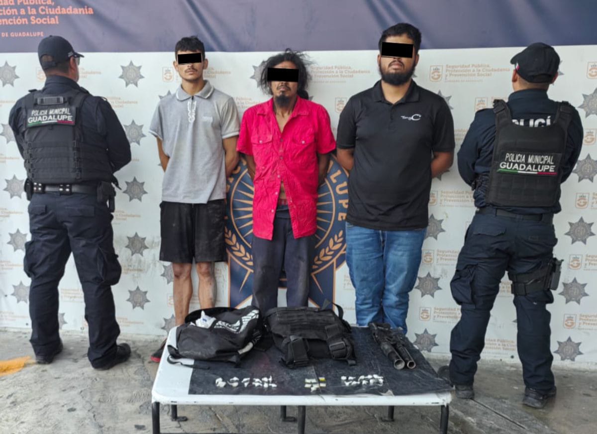 Caen en Guadalupe «el Flaco», «el Greñas» y «el Barbas» con droga, chaleco y «arma»