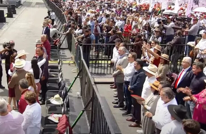 Hace meses le dieron la espalda… ayer se la cobró