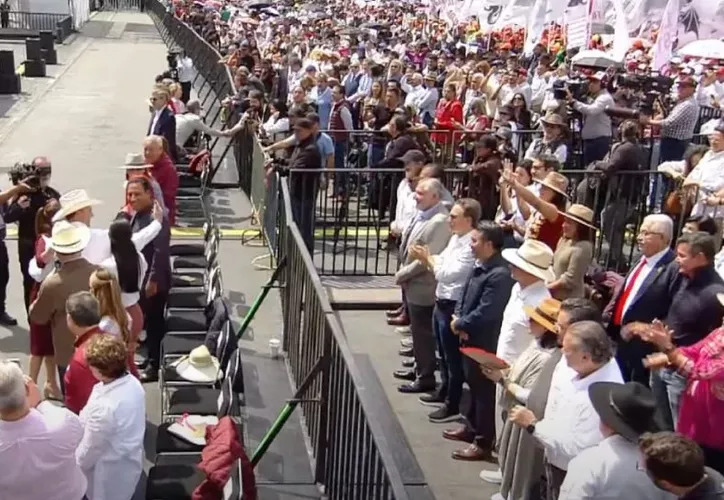 Hace meses le dieron la espalda… ayer se la cobró