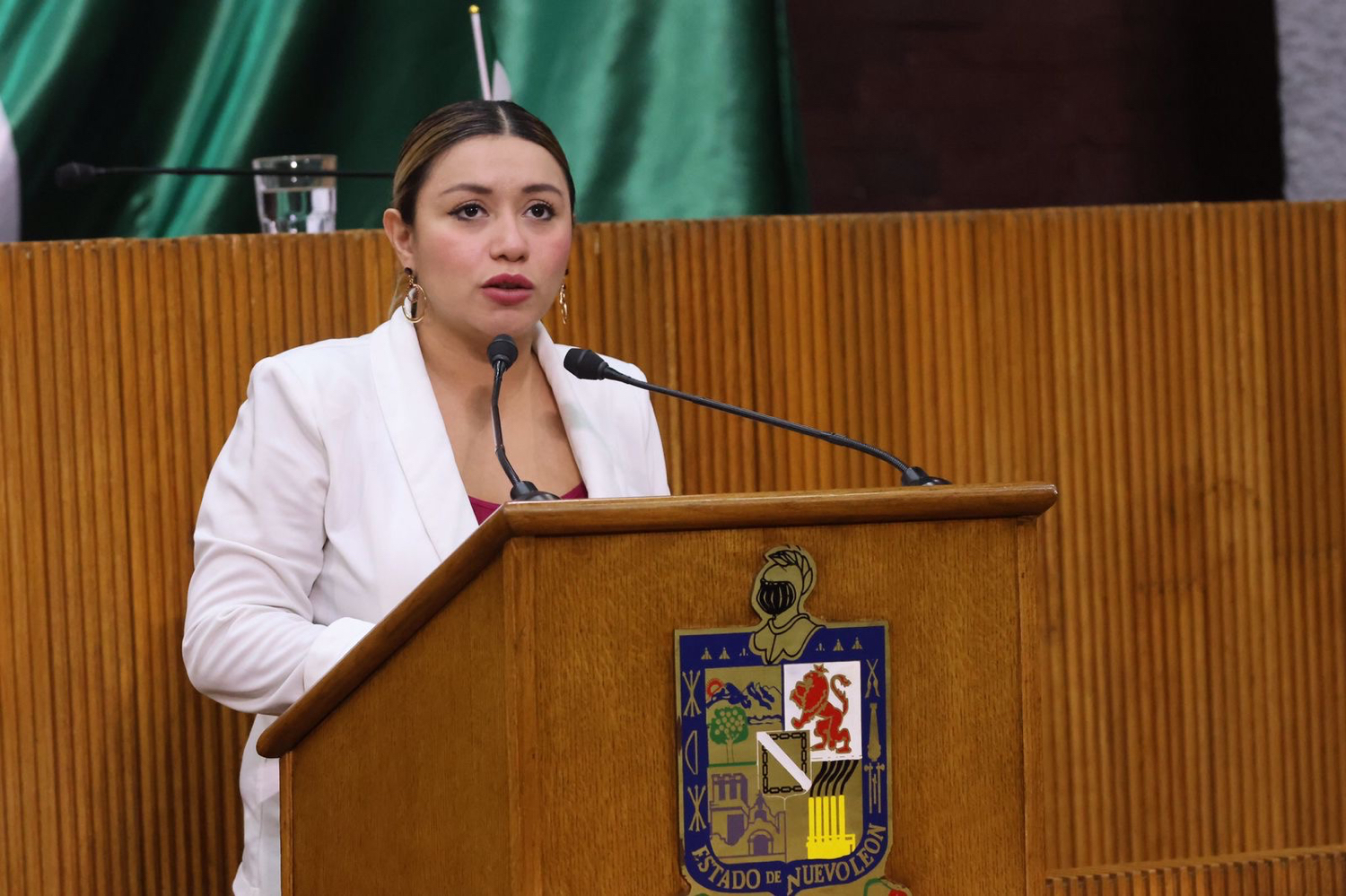 Propone Anylú que el estado otorgue domicilio legal a los adultos mayores en situación de calle