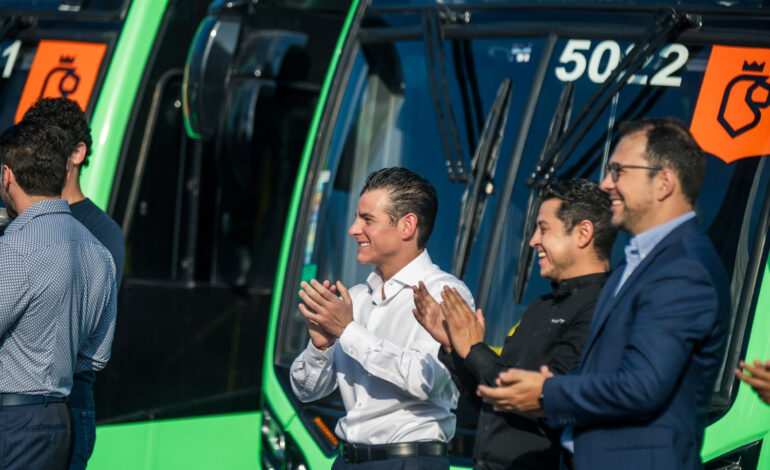 Avanzamos hacia la movilidad que siempre debimos tener: Miguel Flores