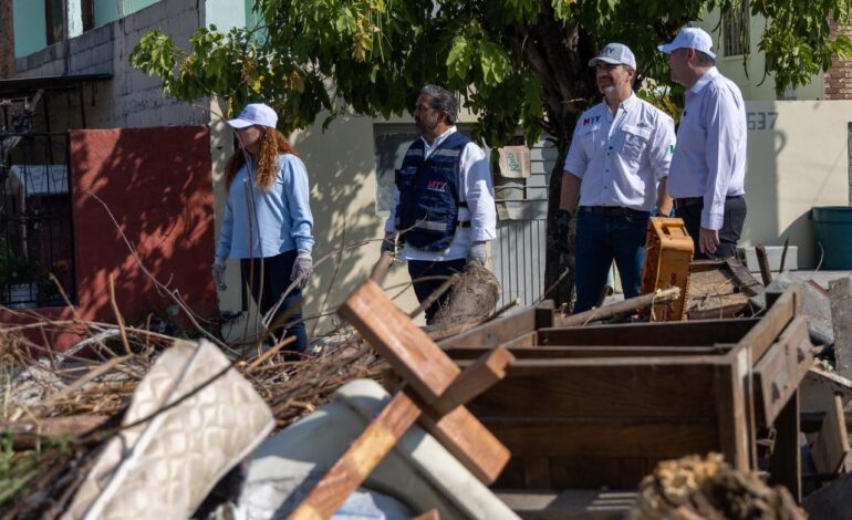 Supervisa Adrián de la Garza descacharrización en Burócratas Federales