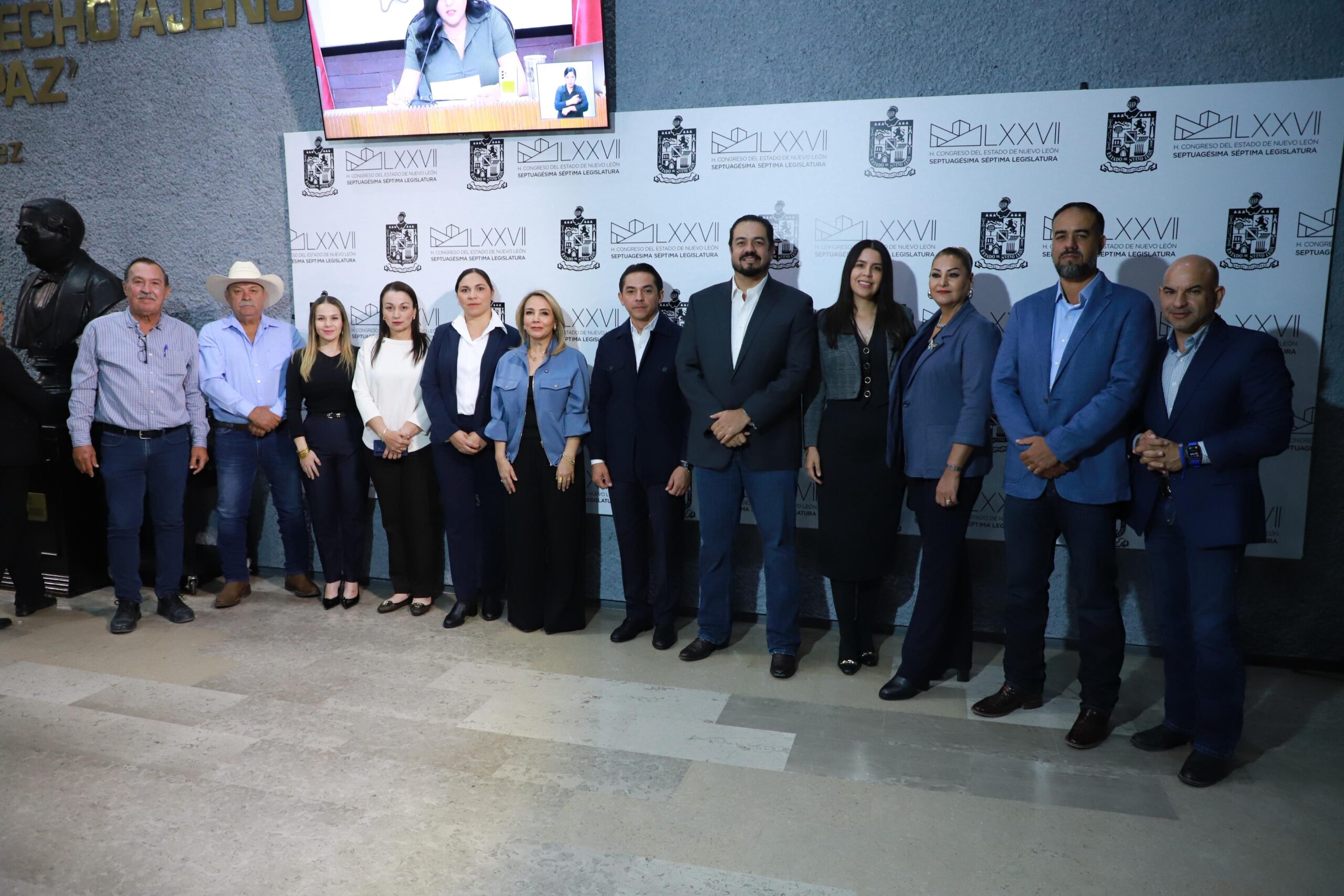 Exigen alcaldes que no se apruebe el nuevo presupuesto hasta que el Estado les pague lo que les debe