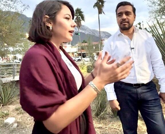 Nava reconoce a autora de jardín naturalista que obtuvo premio internacional