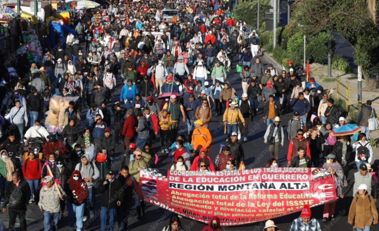 «Si no hay solución no habrá mundial”, amenaza la CNTE