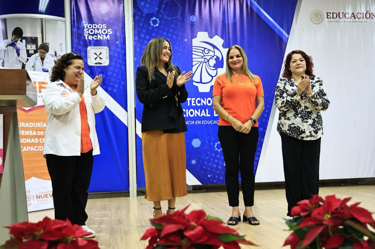 Acerca DIF Guadalupe taller de Atención con Perspectiva de Discapacidad