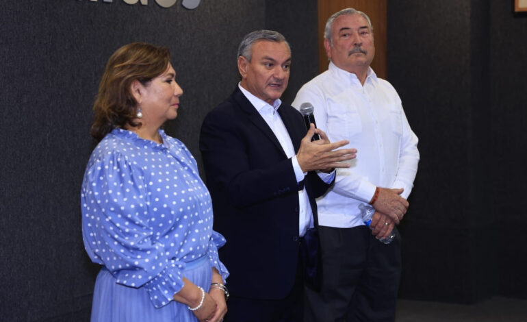Se integra Pedro Garza al Gabinete de Héctor García