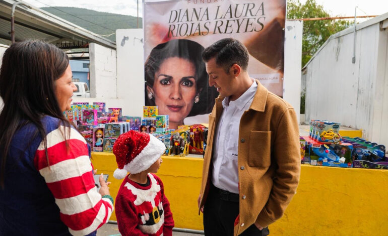 Colosio acompaña a niñas, niños, familias y maestros en posada comunitaria de la Fundación Diana Laura Riojas
