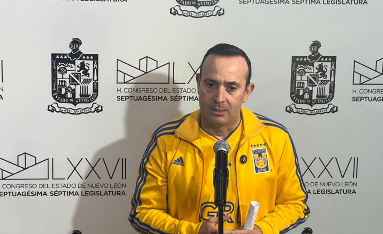 «El gobierno evita negociar con seriedad el presupuesto», señala Carlos de la Fuente