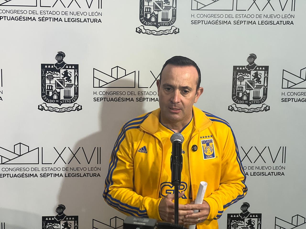 «El gobierno evita negociar con seriedad el presupuesto», señala Carlos de la Fuente