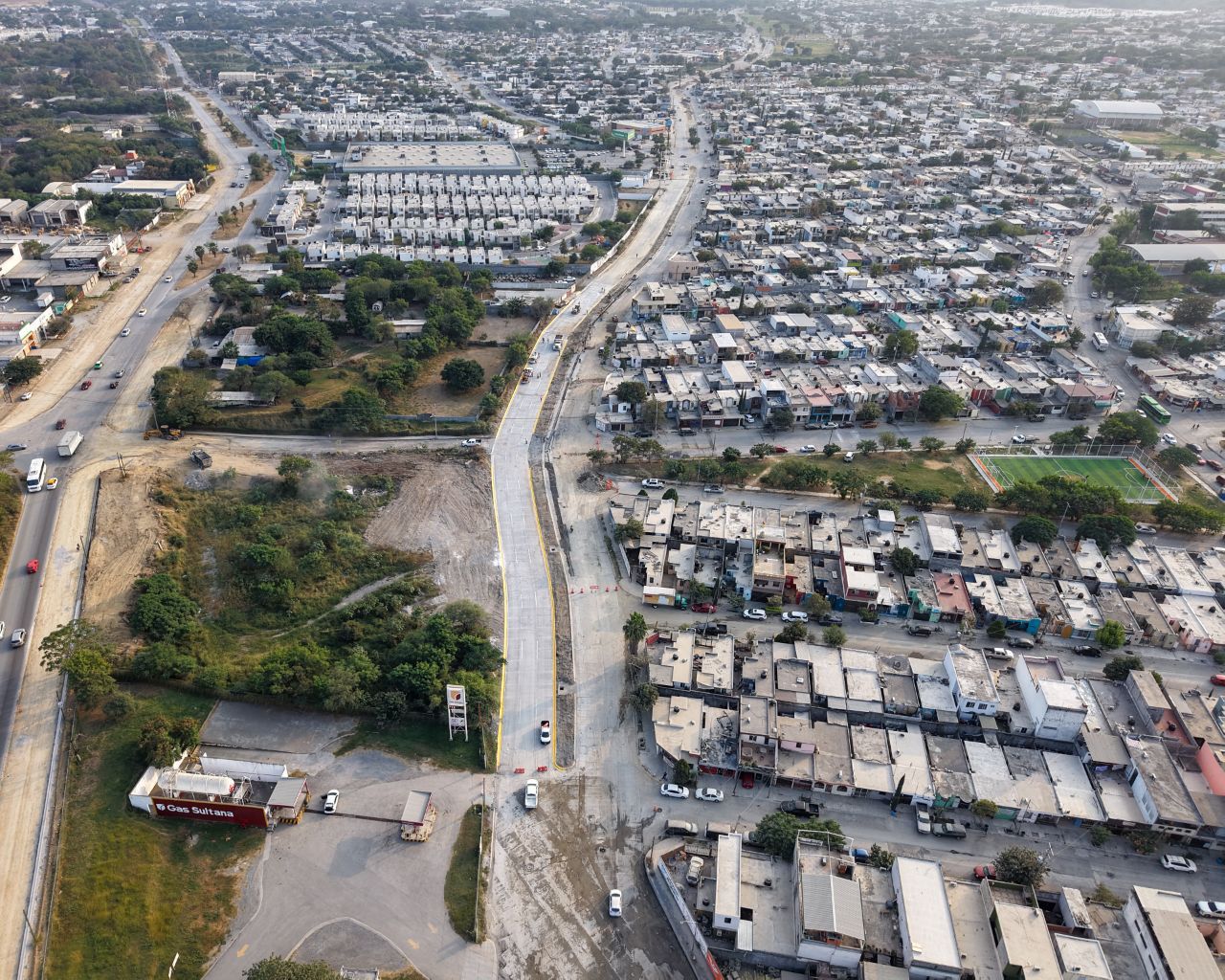 Beneficia Juárez a 100 mil habitantes con pavimentación de Camino a las Espinas