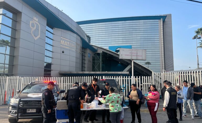 Apoyan oficiales de Guadalupe a familiares de pacientes del Materno