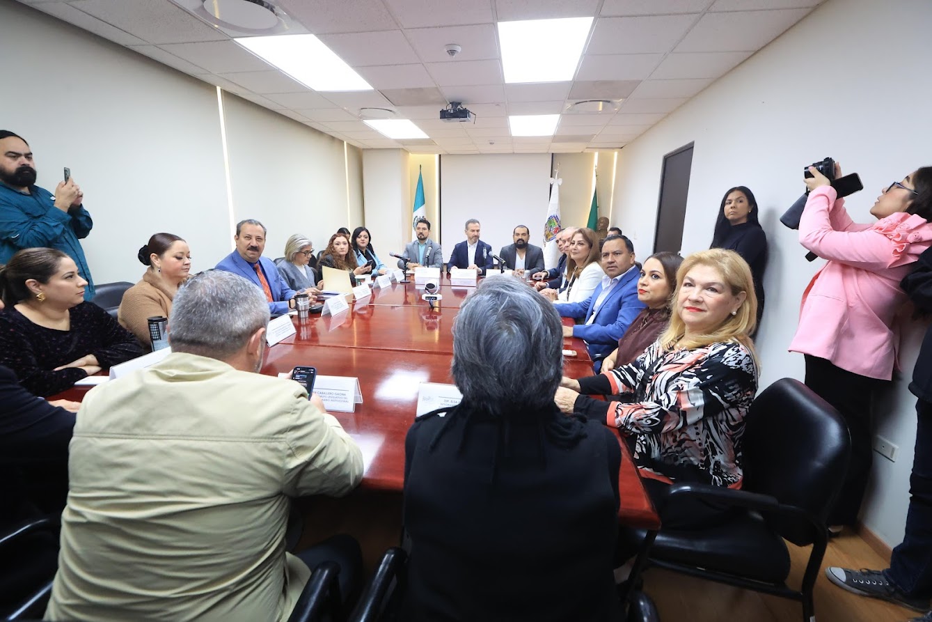 Expone Monterrey proyecto de presupuesto para 2026 ante diputados