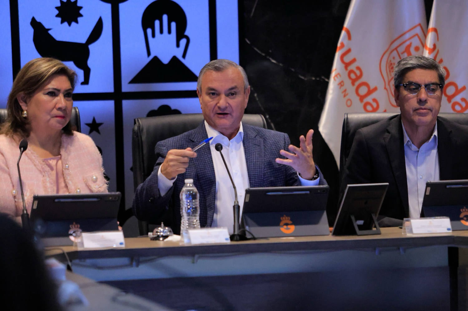 Pide Héctor García no politizar presupuestos municipales