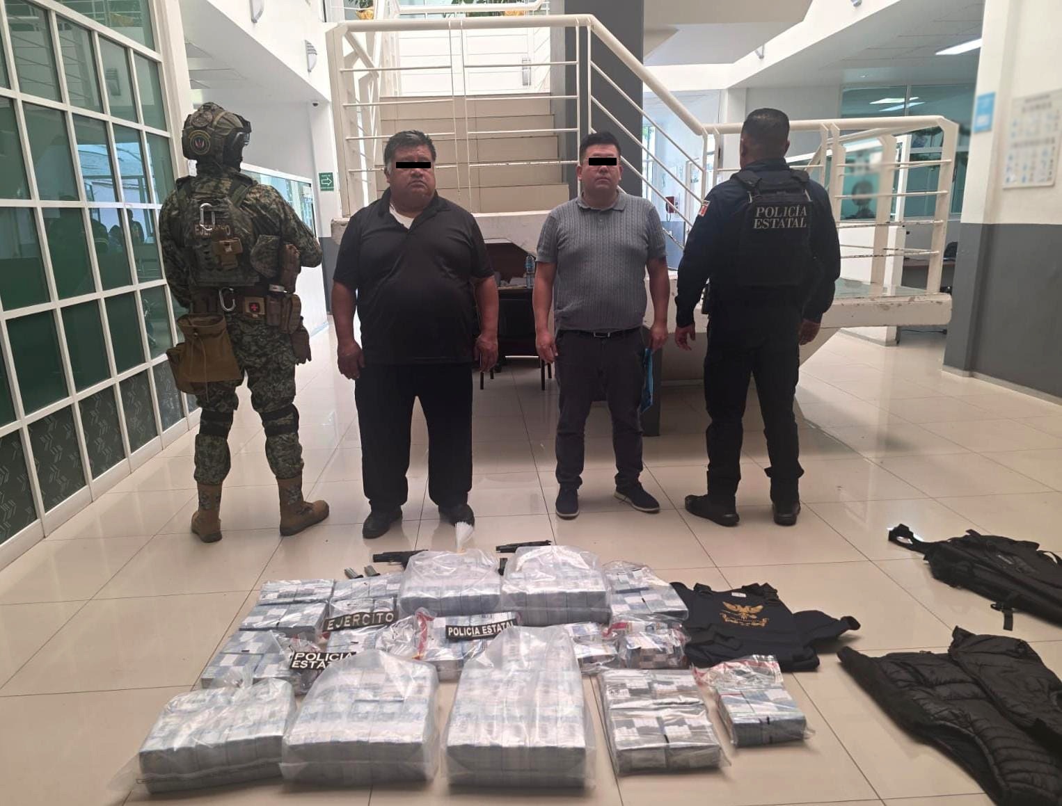 Los atoran con 37 millones de pesos y camioneta blindada en EdoMex