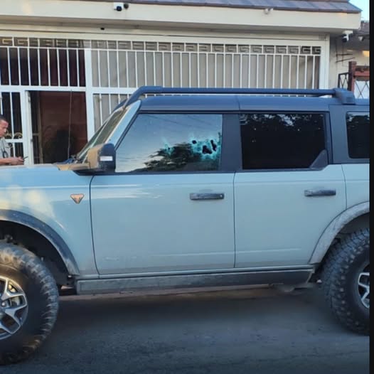 Asesinan a empleado del SAT al llegar a su casa en San Nicolás